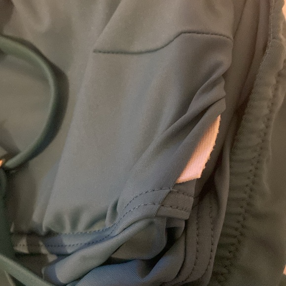 Tigerlily Bathing Suit NWOT Malachite Teal - Picture 6 of 7